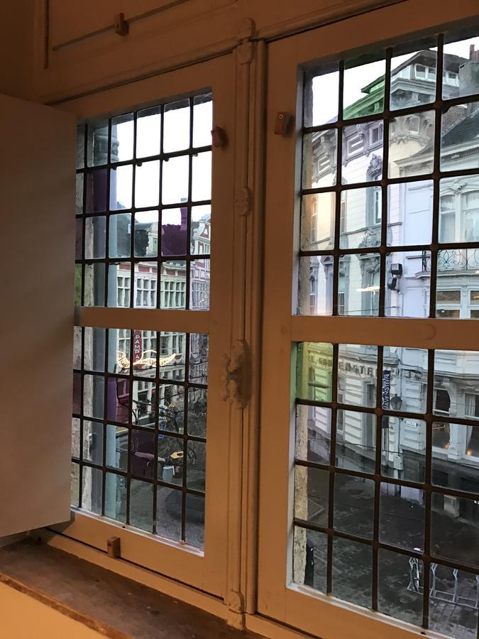 Burgstraat 8 Bed & Breakfast Гент Екстериор снимка