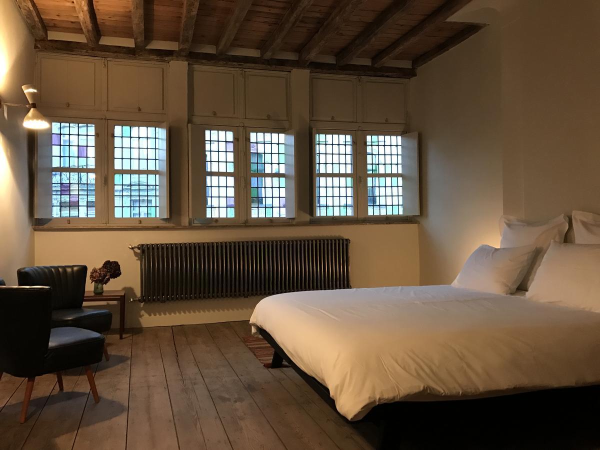 Burgstraat 8 Bed & Breakfast Гент Екстериор снимка